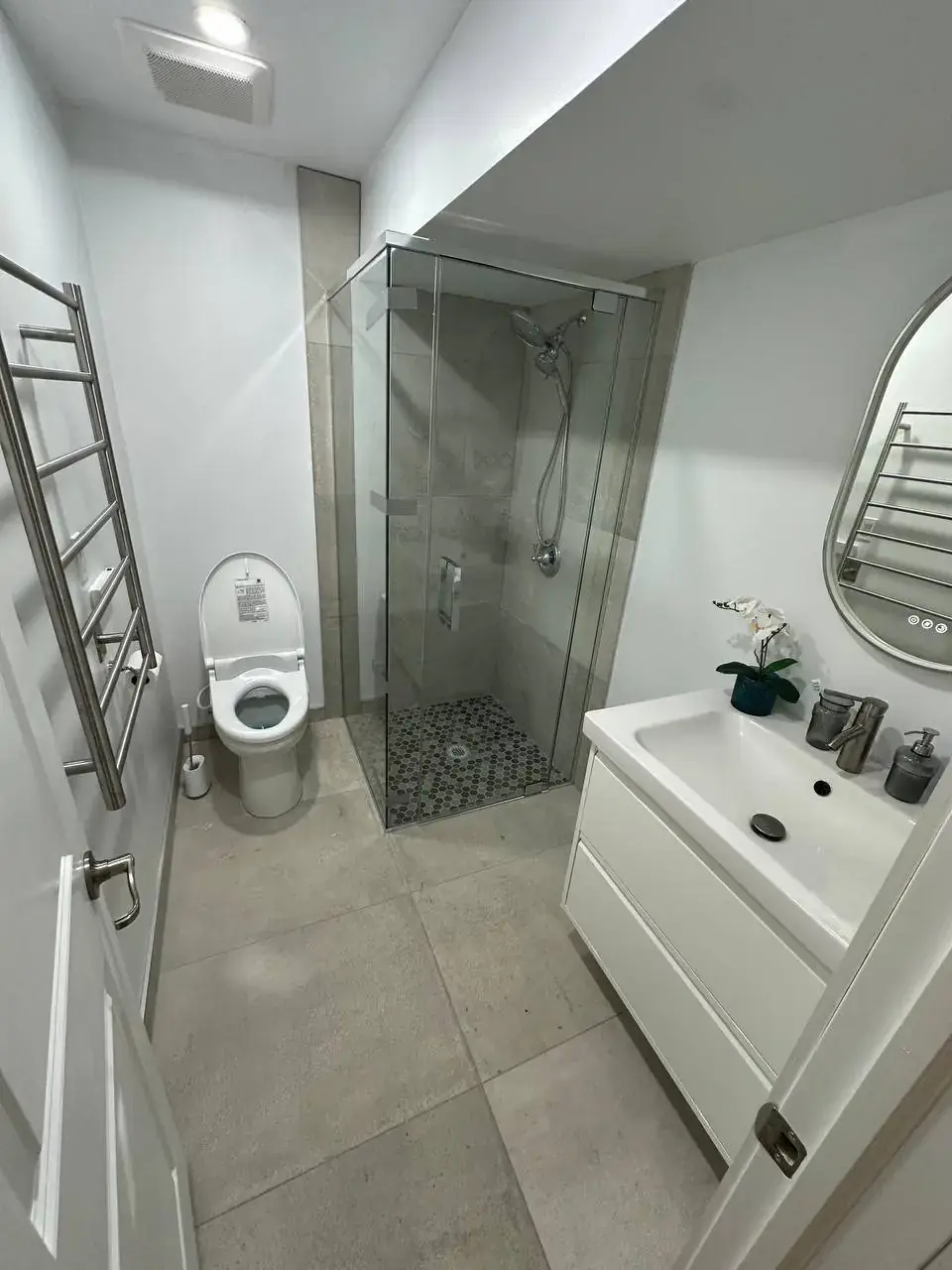 Bathroom & Power Room — Project 12 — photo 3
