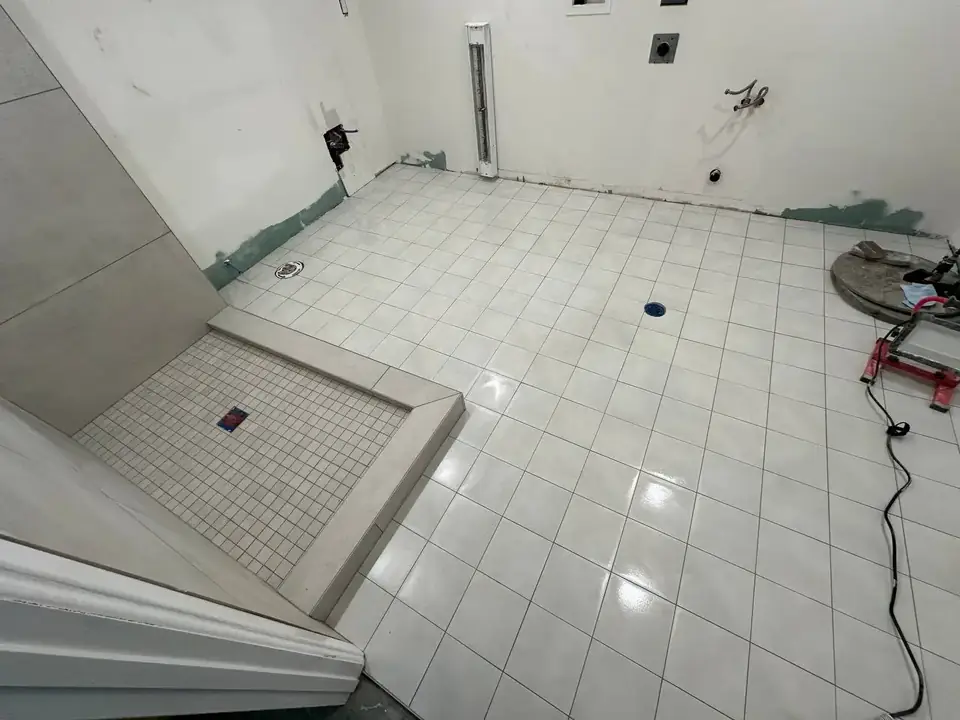 Bathroom & Power Room — Project 8 — photo 6