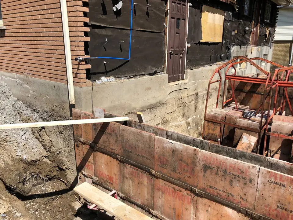Foundation Wall — photo 5