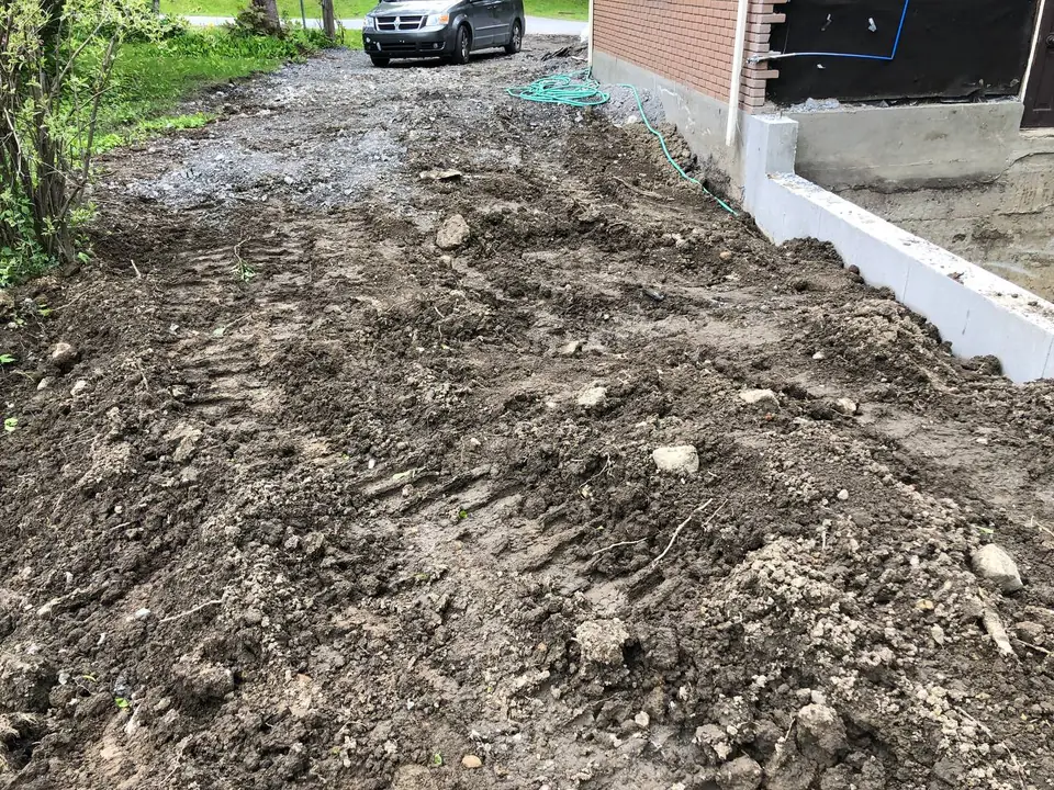 Foundation Wall — photo 12